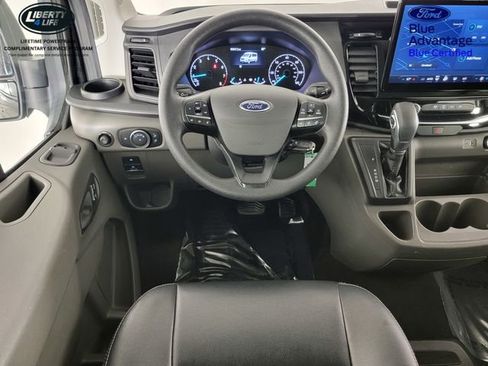 Used 2023 Ford Transit 350 XLT image 25
