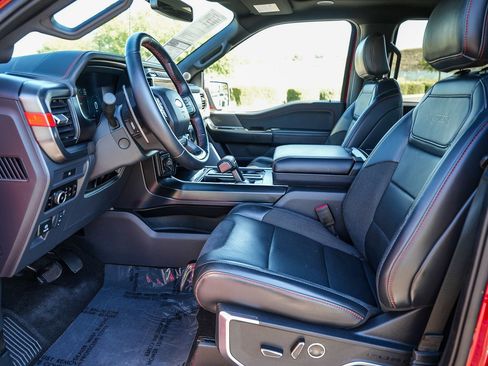 Used 2025 Ford F150 Raptor AWD/4WD image 17