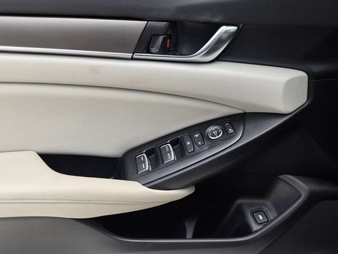 Used 2022 Honda Accord LX image 26