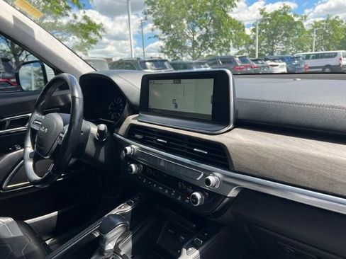 Certified 2022 Kia Telluride SX w/ SX Prestige Package AWD/4WD image 44