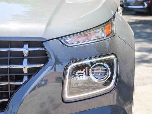 New 2025 Hyundai Venue Limited image 10