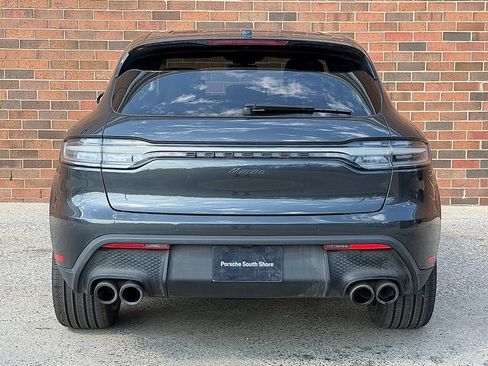 Certified 2025 Porsche Macan AWD/4WD image 6