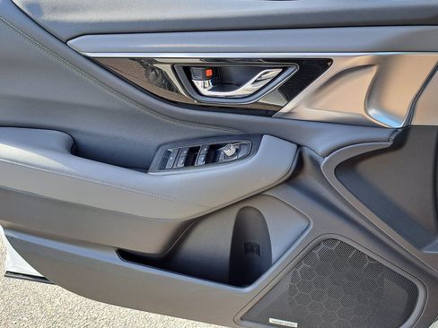 Certified 2025 Subaru Outback Onyx Edition image 20