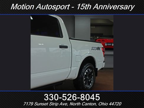 Used 2019 Nissan Titan SV image 47