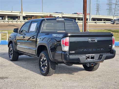 Used 2020 Toyota Tacoma TRD Off-Road image 5