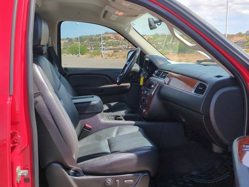 Used 2008 Chevrolet Avalanche LT w/ LT Preferred Equipment Group AWD/4WD image 28