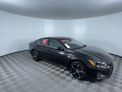 Certified 2025 Nissan Altima 2.5 SR