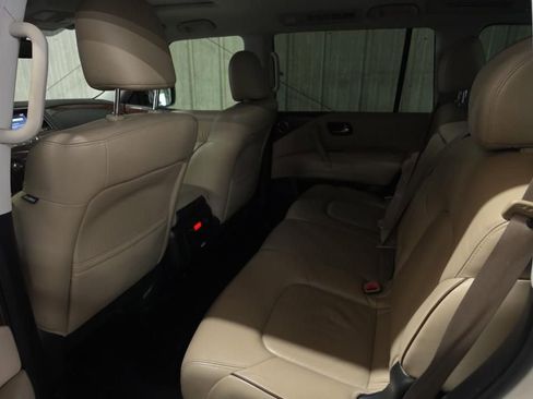 Used 2017 Nissan Armada SL w/ Technology Package RWD image 4