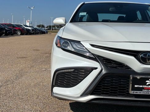 Used 2024 Toyota Camry XSE image 4