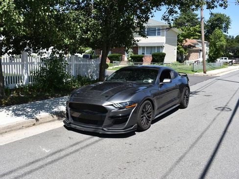 Used 2019 Ford Mustang GT w/ GT Performance Package RWD image 2