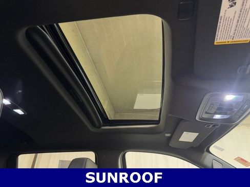 Used 2025 Chevrolet Silverado 1500 High Country w/ High Country Premium Package image 34