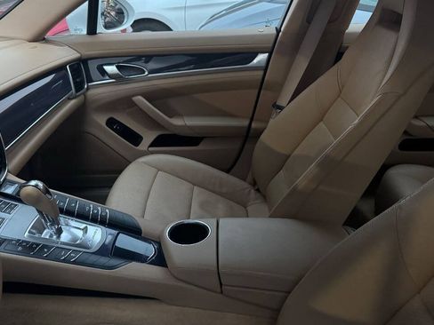 Used 2011 Porsche Panamera 4 AWD/4WD image 8