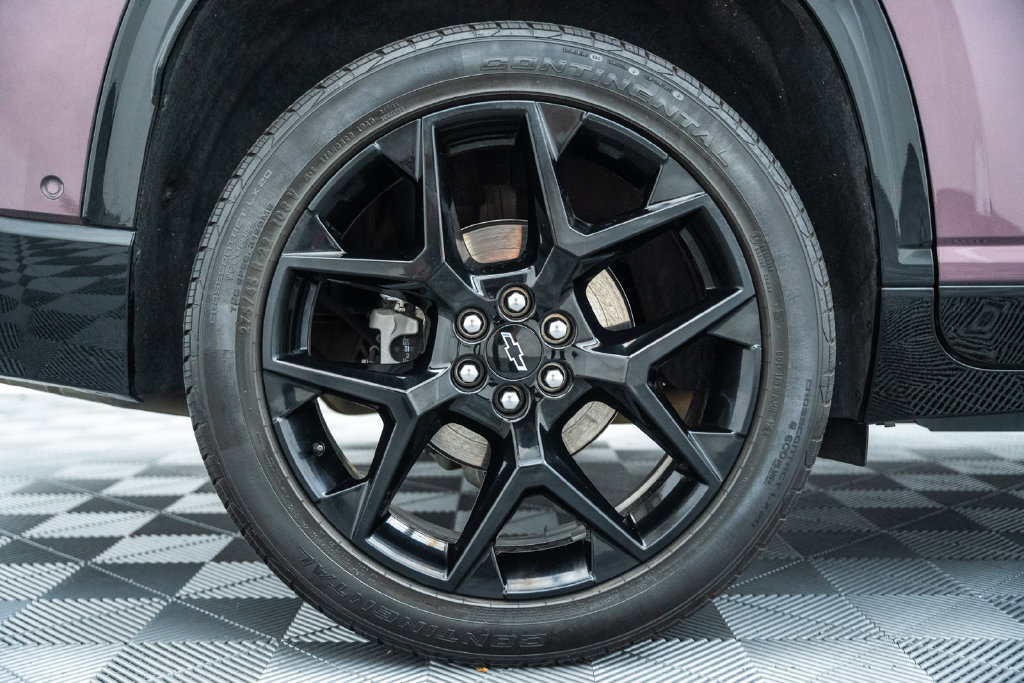 Used 2024 Chevrolet Traverse RS FWD image 22