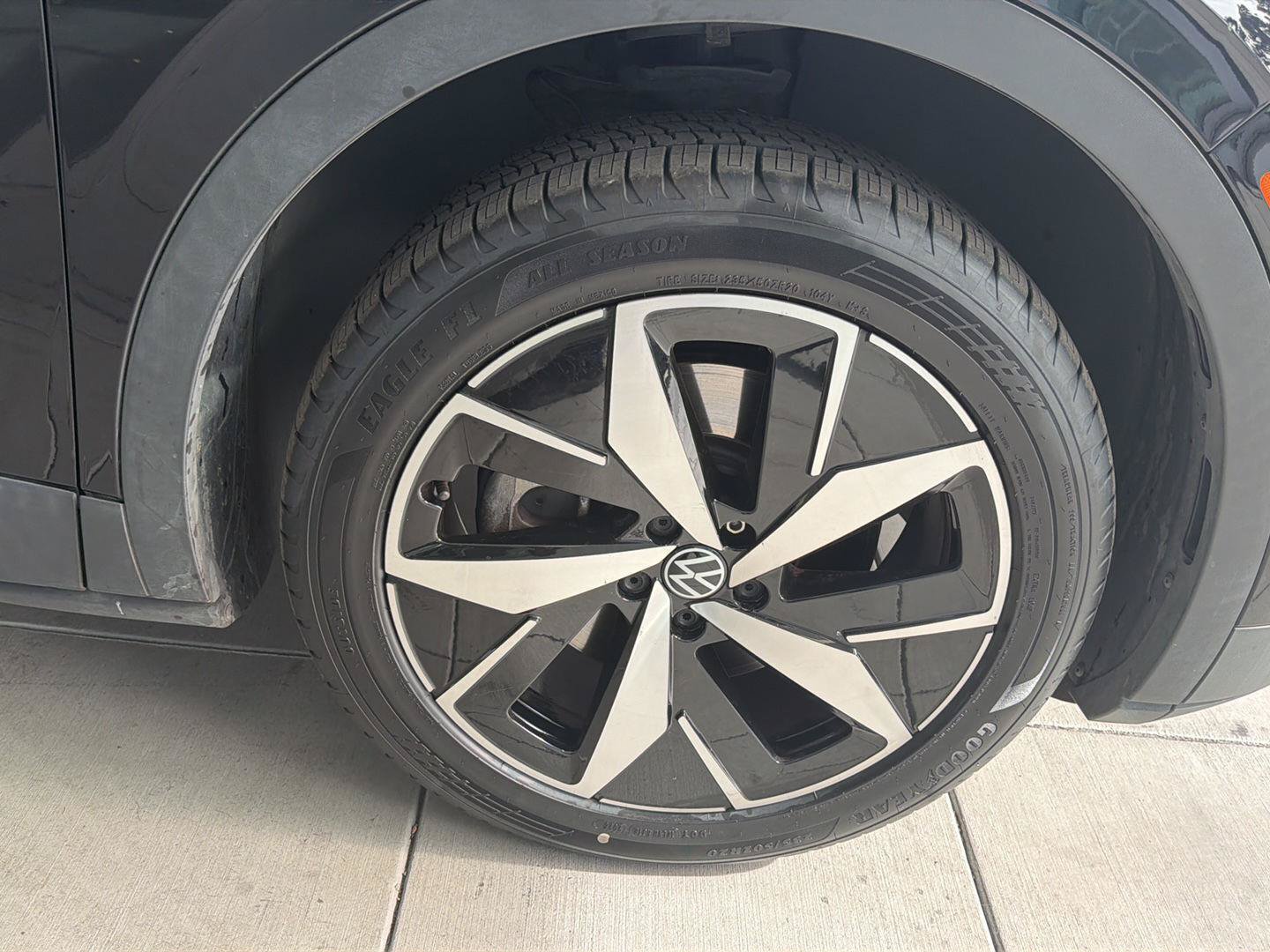 Certified 2023 Volkswagen ID.4 Pro S AWD/4WD image 10