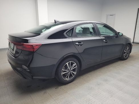 Used 2022 Kia Forte LXS FWD image 10