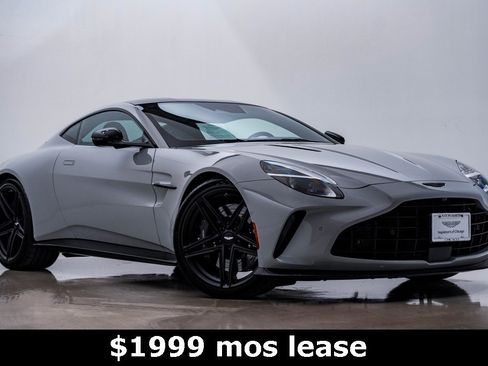 Used 2025 Aston Martin V8 Vantage Coupe image 1