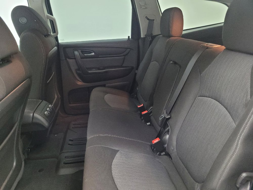 Used 2017 Chevrolet Traverse LT FWD image 18