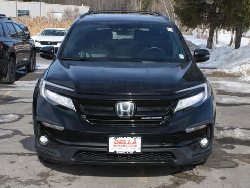 Used 2021 Honda Pilot Black Edition image 2