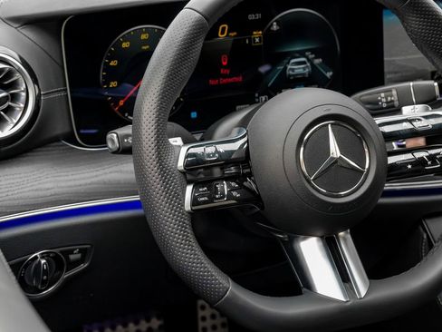 Used 2023 Mercedes-Benz E 450 Cabriolet image 17