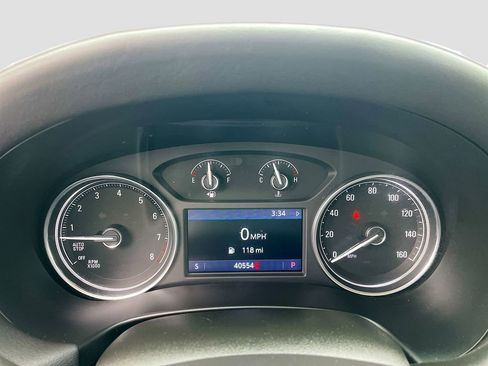 Used 2022 Buick Enclave Essence w/ Sport Touring Edition image 14