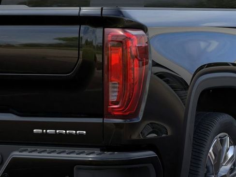 New 2026 GMC Sierra 1500 Denali w/ Denali Reserve Package AWD/4WD image 11