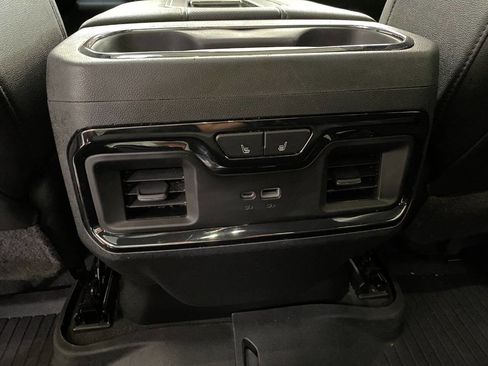 Used 2022 GMC Sierra 1500 AT4 w/ AT4 Premium Package image 26