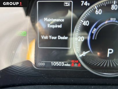 Used 2025 Lexus ES 300h w/ Premium Package