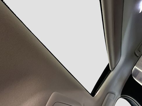 Used 2025 MAZDA CX-30 AWD 2.5 S w/ Preferred Package image 27