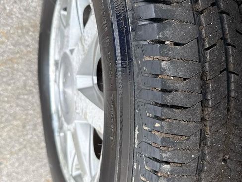 Used 2007 Buick Rainier CXL image 12