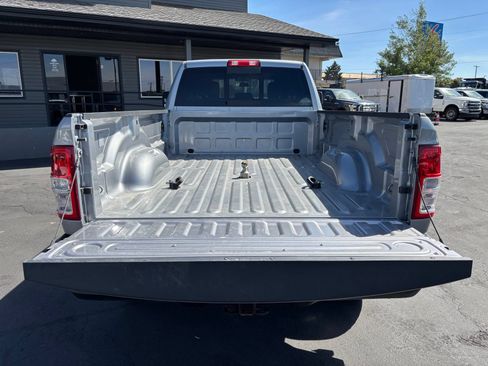 Used 2024 RAM 3500 Tradesman w/ Chrome Appearance Group AWD/4WD image 11