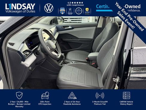 Certified 2023 Volkswagen Taos SE w/ Panoramic Sunroof Package image 12