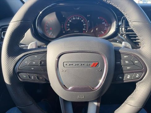 Used 2025 Dodge Durango GT image 21