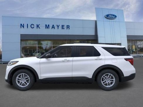 New 2026 Ford Explorer Active image 3