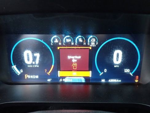 Used 2022 Ford F150 Lariat w/ Equipment Group 502A High image 29