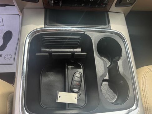 Used 2017 RAM 2500 Laramie w/ Snow Chief Group AWD/4WD image 27
