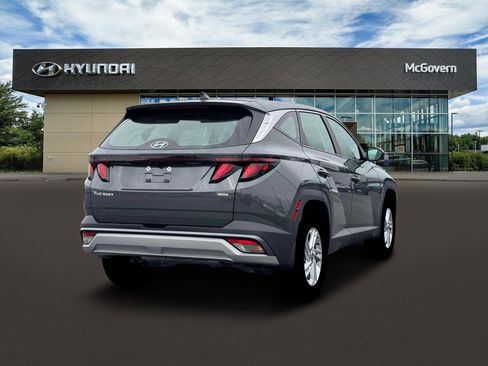 New 2026 Hyundai Tucson SE image 7
