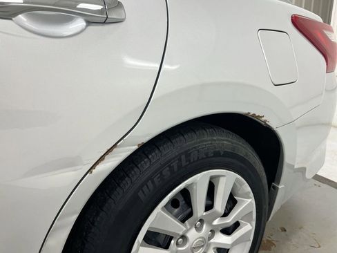 Used 2018 Nissan Altima 2.5 S w/ S Convenience Package image 30