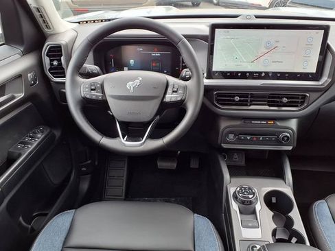New 2026 Ford Bronco Sport Outer Banks w/ Outer Banks Tech Package+ AWD/4WD image 9