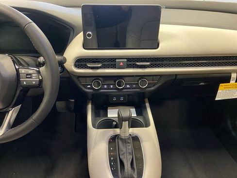 New 2026 Honda HR-V EX-L image 12
