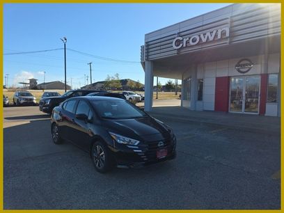 New 2025 Nissan Versa SV