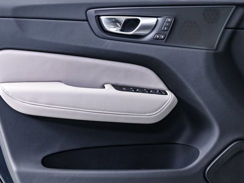 New 2026 Volvo XC60 T8 Plus w/ Protection Package Premier AWD/4WD image 6