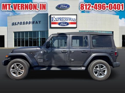 Used 2021 Jeep Wrangler Unlimited Sahara AWD/4WD image 14