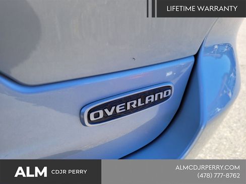 New 2025 Jeep Grand Cherokee Overland w/ Luxury Tech Group IV AWD/4WD image 10