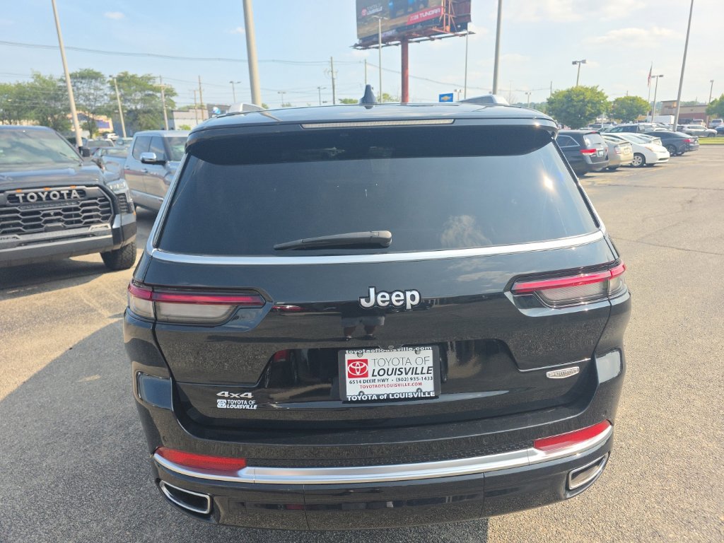 Used 2023 Jeep Grand Cherokee L Summit AWD/4WD image 6