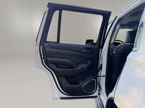 Used 2016 GMC Yukon SLT w/ HD Trailering Package image 35