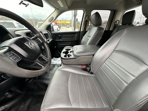 Used 2018 RAM 1500 Tradesman w/ Chrome Appearance Group AWD/4WD image 11