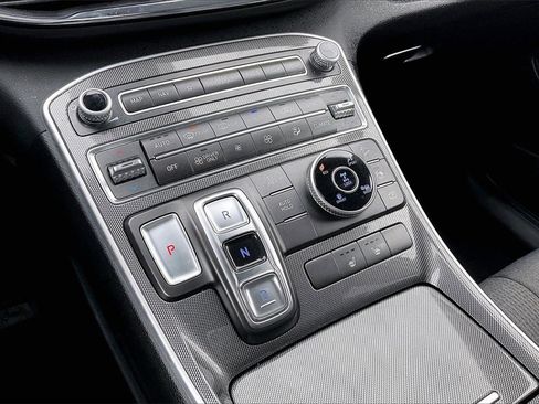 Used 2023 Hyundai Santa Fe SEL Convenience image 25
