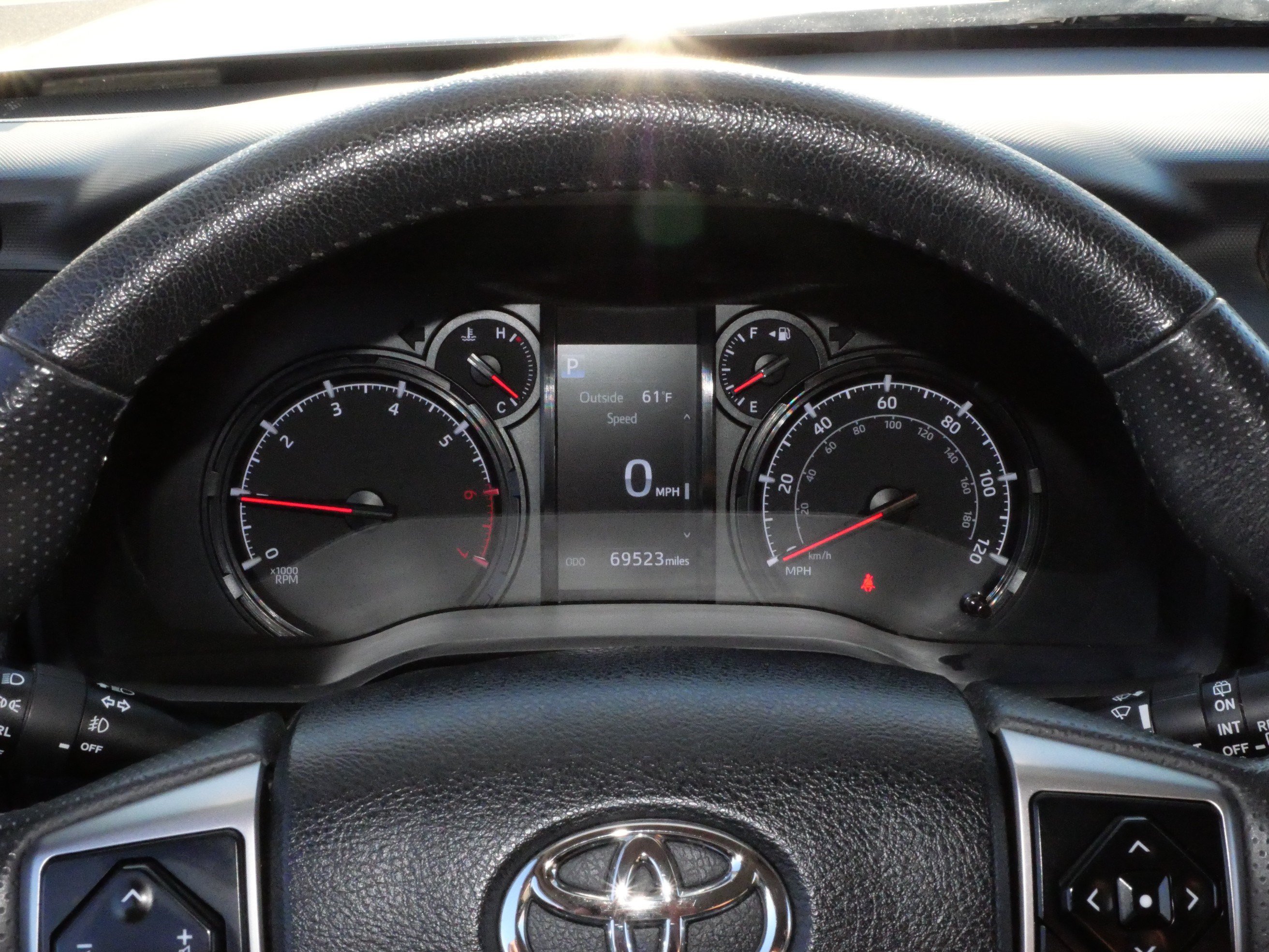 Used 2023 Toyota 4Runner SR5 AWD/4WD image 21