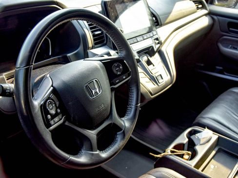 Used 2019 Honda Odyssey EX-L image 11