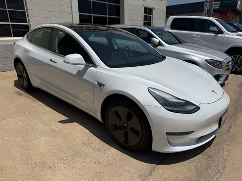 Used 2019 Tesla Model 3 Standard Range Plus RWD image 15
